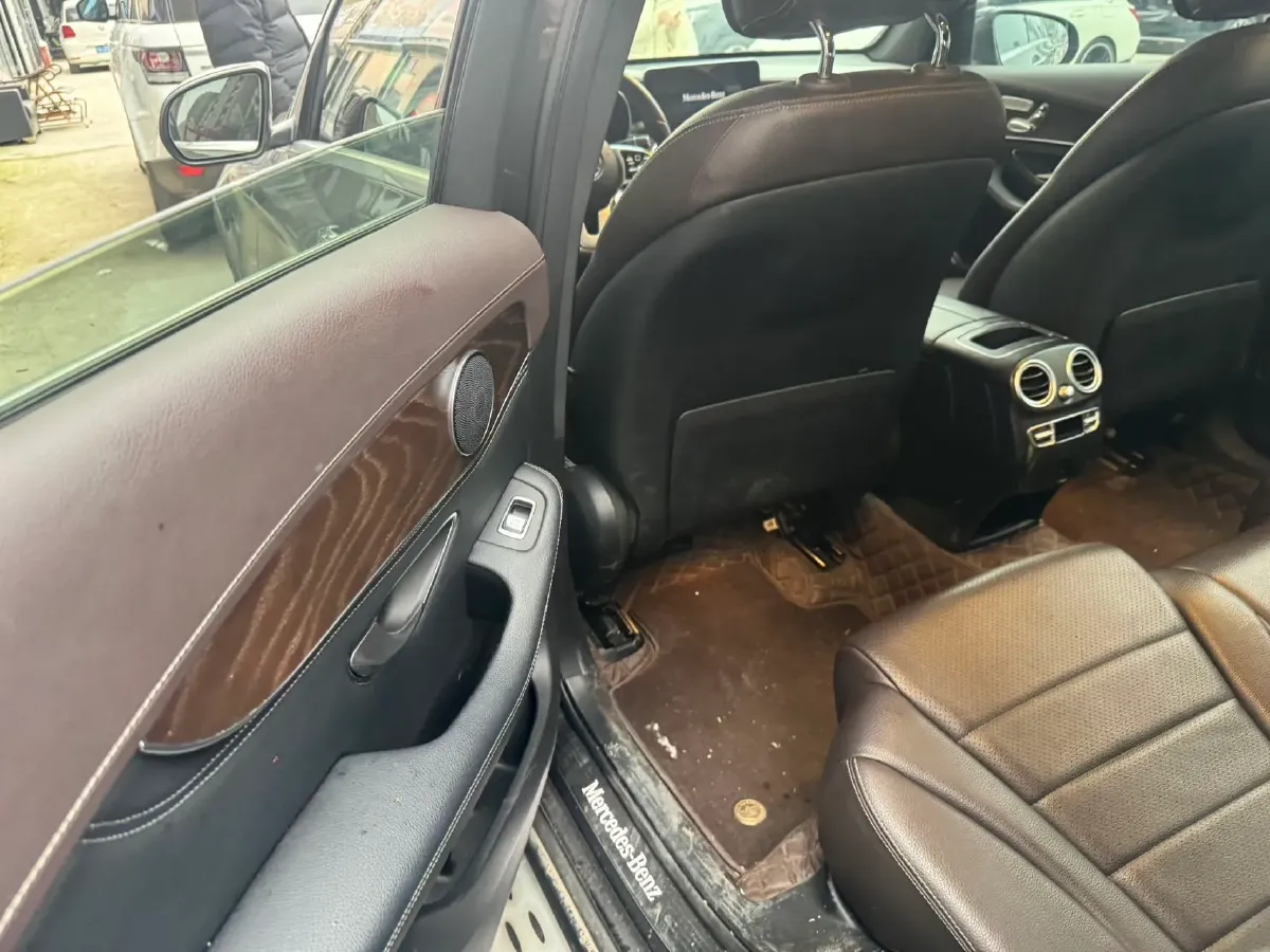 2020 Mercedes-Benz GLC Class 2.0T 258HP L4 9AT,autocango,china used car exporter,china ev exporter,chinese used car exporter,chinese used ev exporter