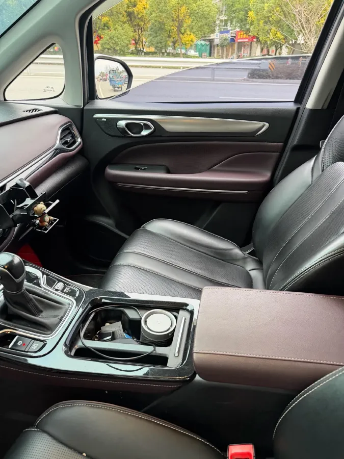 2023 GAC Trumpchi M6 1.5T 177HP L4 7DCT,autocango,china used car exporter,china ev exporter,chinese used car exporter,chinese used ev exporter