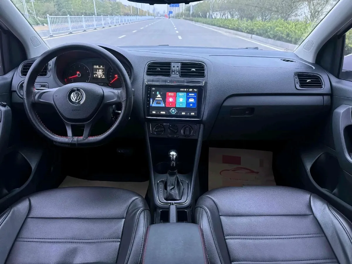 2016 Volkswagen Polo 1.4L 90HP L4 6AT,autocango,china used car exporter,china ev exporter,chinese used car exporter,chinese used ev exporter