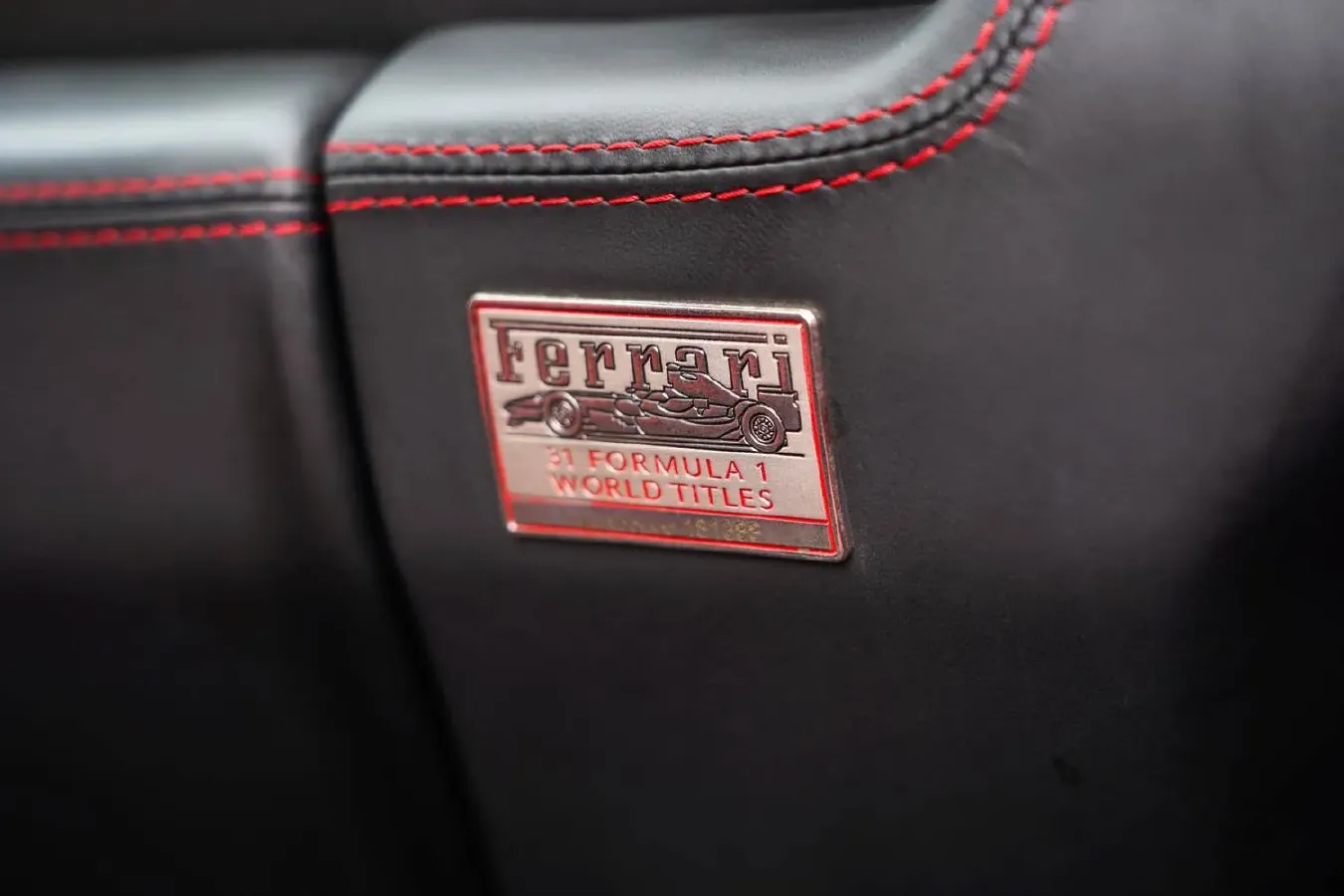 2011 Ferrari 458 4.5L 570HP V8 7DCT,autocango,china used car exporter,china ev exporter,chinese used car exporter,chinese used ev exporter