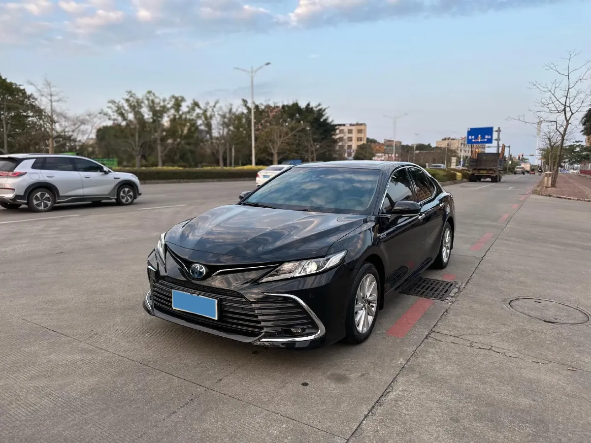 2023 Toyota Camry 2.0L 177HP L4 CVT,autocango,china used car exporter,china ev exporter,chinese used car exporter,chinese used ev exporter