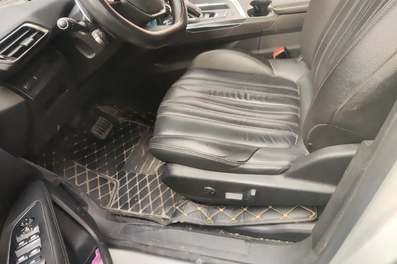 2019 Peugeot 4008 1.6T 170HP L4 6AT,autocango,china used car exporter,china ev exporter,chinese used car exporter,chinese used ev exporter