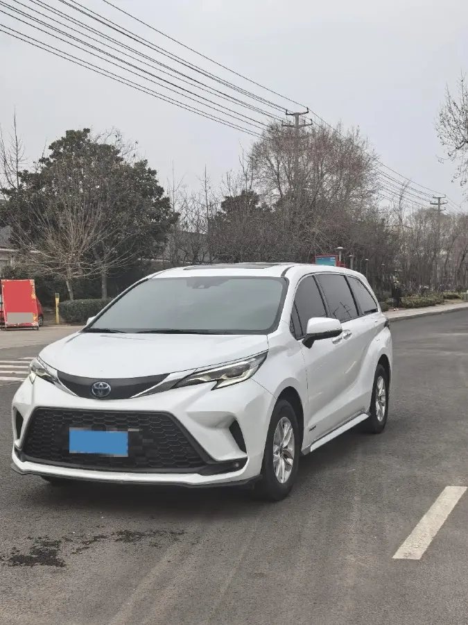 2024 Toyota Granvia 2.5L 189HP L4 E-CVT Hybrid,autocango,china used car exporter,china ev exporter,chinese used car exporter,chinese used ev exporter
