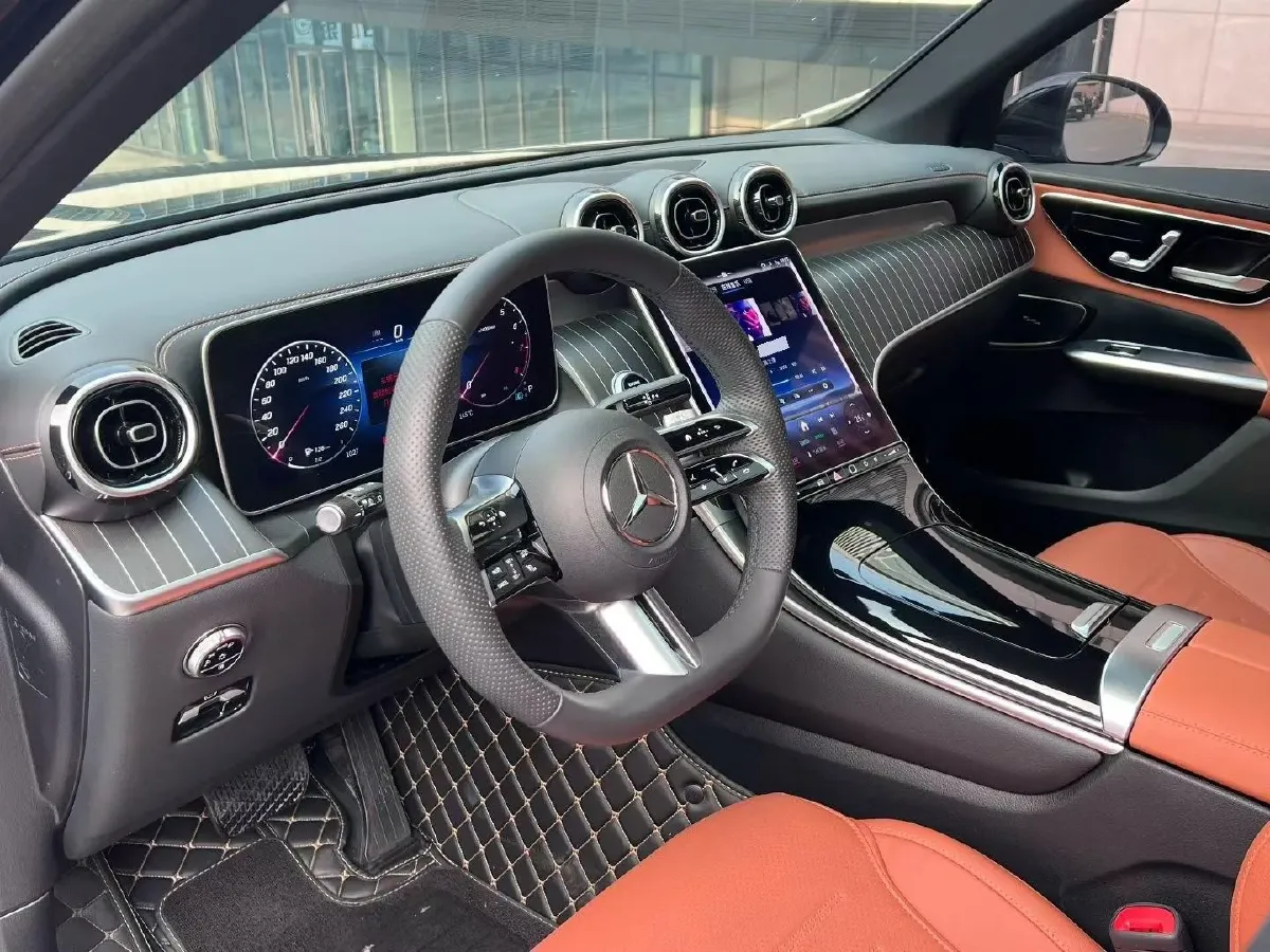 2023 Mercedes-Benz GLC Class 2.0T 258HP L4 9AT,autocango,china used car exporter,china ev exporter,chinese used car exporter,chinese used ev exporter