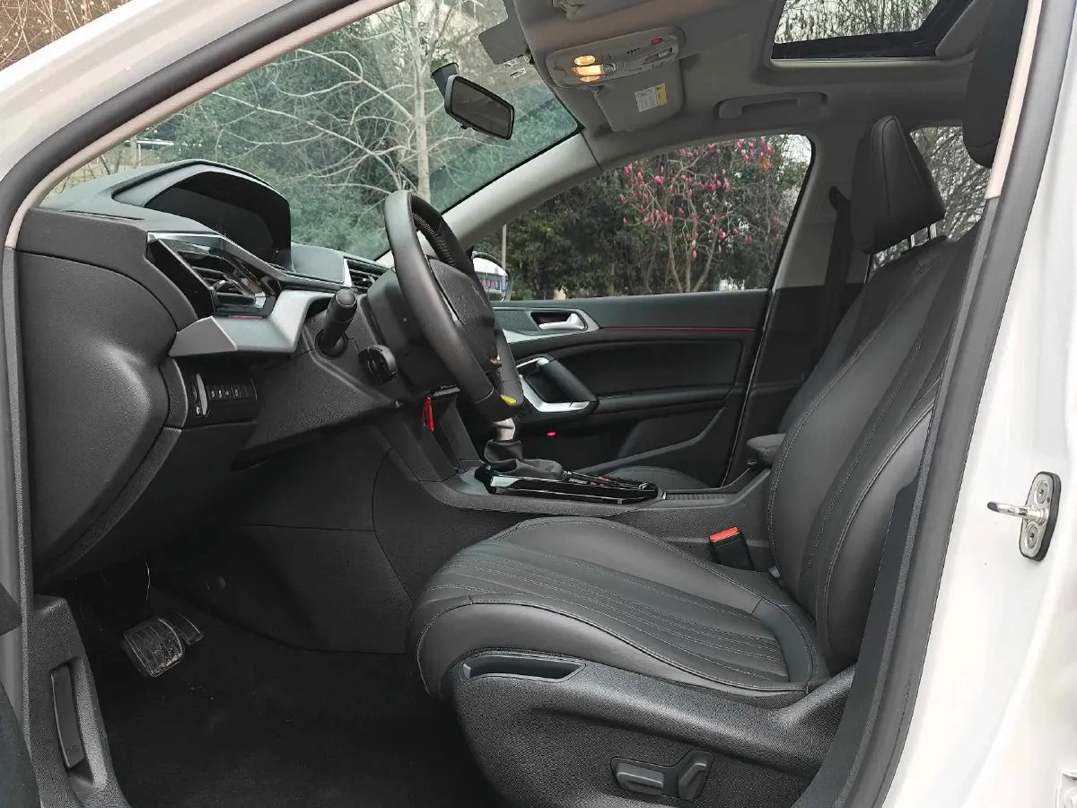 2022 Peugeot 408 1.6T 170HP L4 6AT,autocango,china used car exporter,china ev exporter,chinese used car exporter,chinese used ev exporter