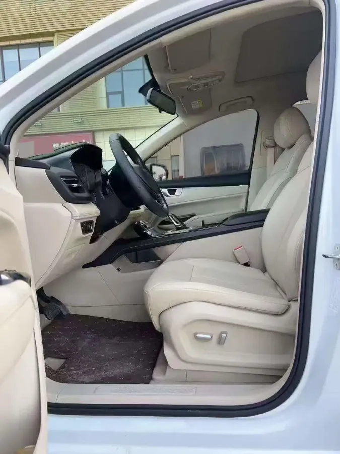 2020 WuLing KaiJie 1.5T 147HP L4 CVT,autocango,china used car exporter,china ev exporter,chinese used car exporter,chinese used ev exporter