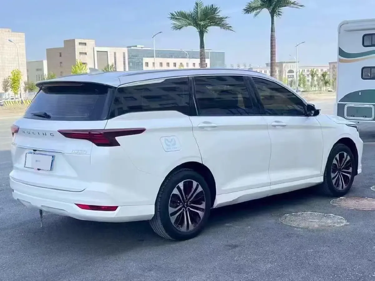 2020 WuLing KaiJie 1.5T 147HP L4 CVT,autocango,china used car exporter,china ev exporter,chinese used car exporter,chinese used ev exporter
