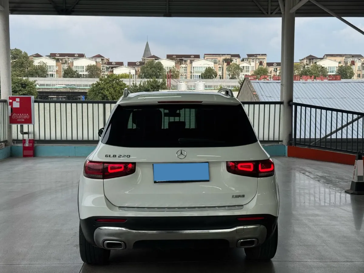 2021 Mercedes-Benz GLB Class 1.3T 163HP L4 7DCT,autocango,china used car exporter,china ev exporter,chinese used car exporter,chinese used ev exporter