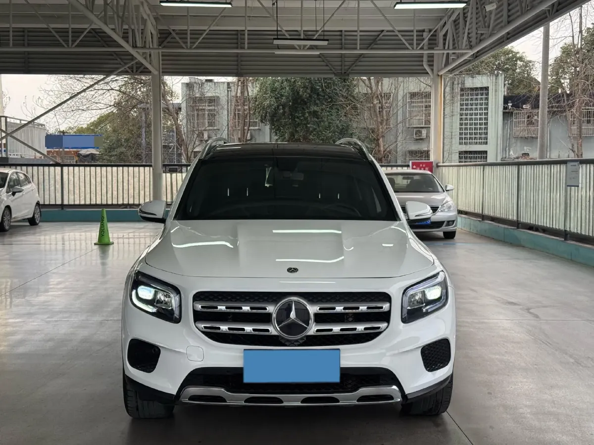 2021 Mercedes-Benz GLB Class 1.3T 163HP L4 7DCT,autocango,china used car exporter,china ev exporter,chinese used car exporter,chinese used ev exporter