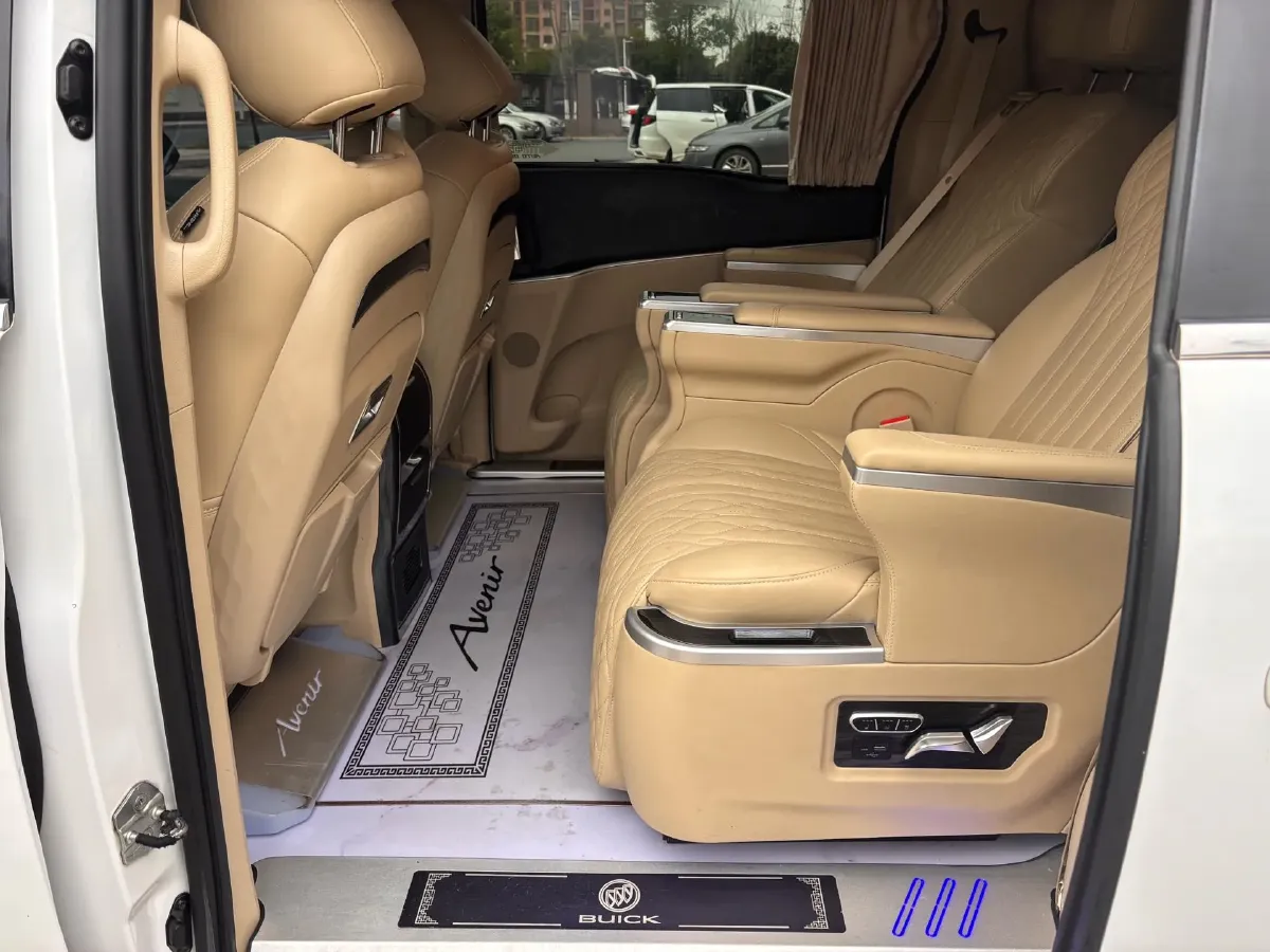 2023 Buick GL8 2.0T 237HP L4 9AT,autocango,china used car exporter,china ev exporter,chinese used car exporter,chinese used ev exporter