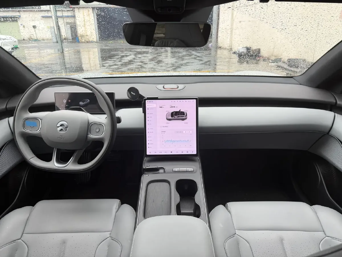 2024 NIO ET5T BEV 75KWH,autocango,china used car exporter,china ev exporter,chinese used car exporter,chinese used ev exporter