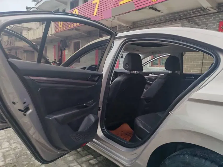2019 MAXUS T70 2.0T 163HP L4 6AT,autocango,china used car exporter,china ev exporter,chinese used car exporter,chinese used ev exporter