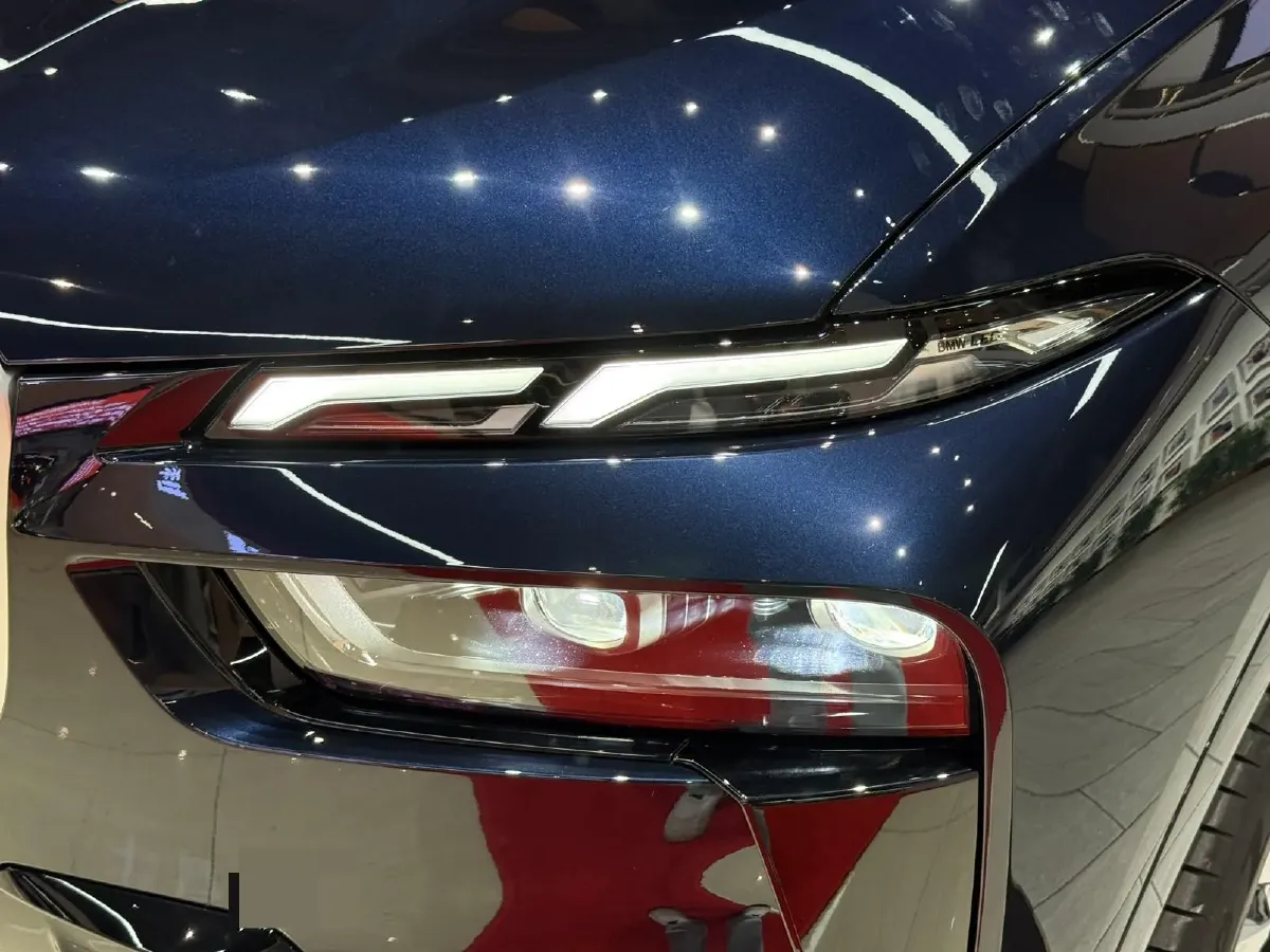 2023 BMW X7 3.0T 381HP L6 8AT,autocango,china used car exporter,china ev exporter,chinese used car exporter,chinese used ev exporter