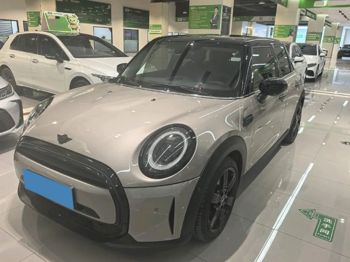 2023 MINI MINI 1.5T 136HP L3 7DCT,autocango,china used car exporter,china ev exporter,chinese used car exporter,chinese used ev exporter