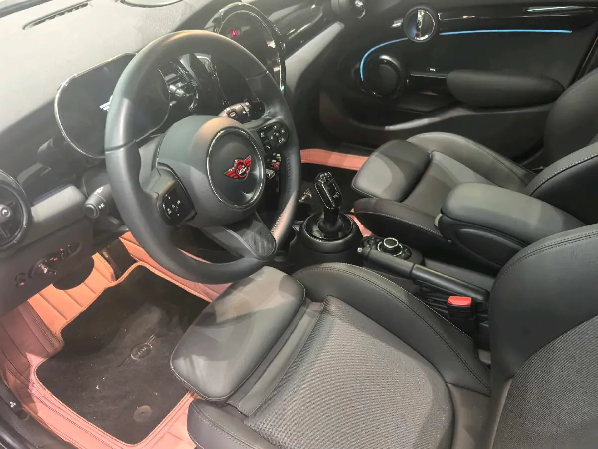 2023 MINI MINI 1.5T 136HP L3 7DCT,autocango,china used car exporter,china ev exporter,chinese used car exporter,chinese used ev exporter