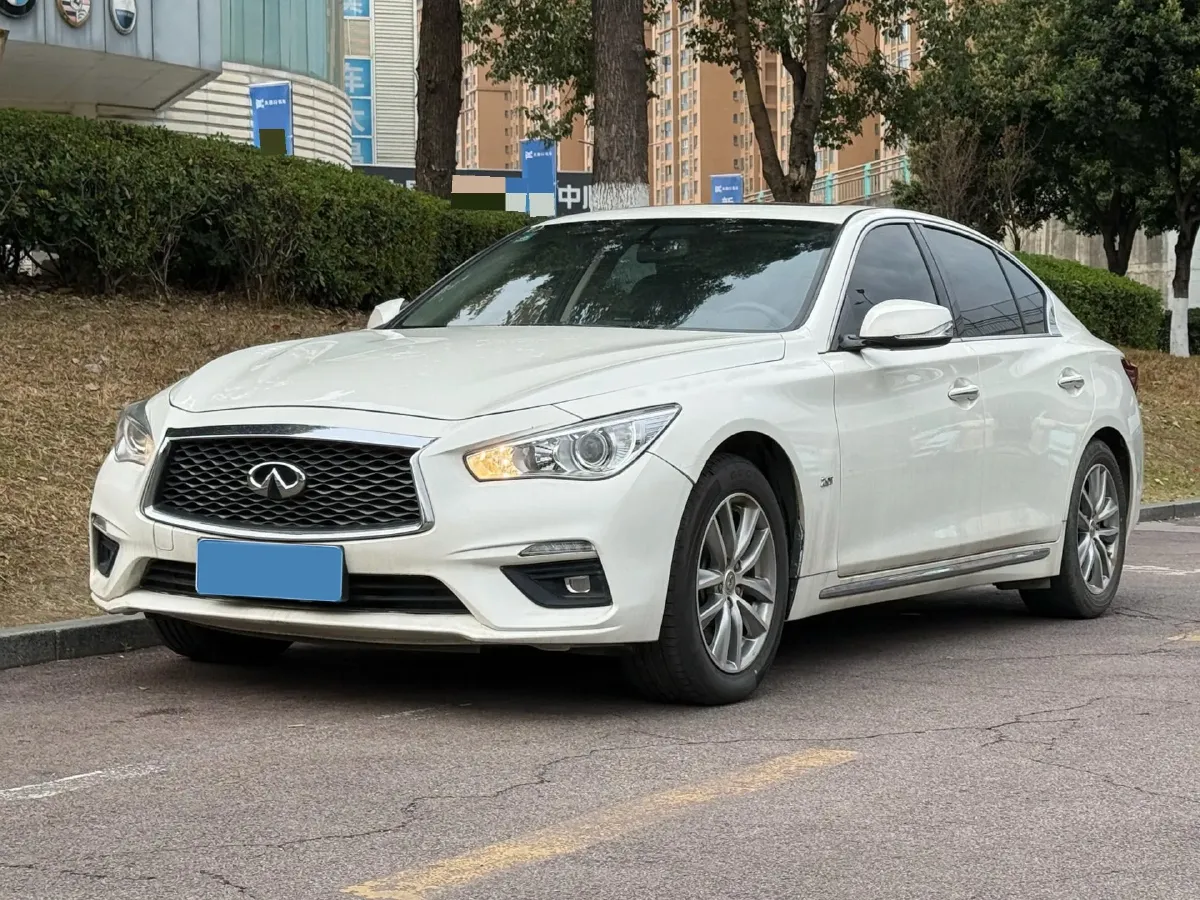 2021 Infiniti Q50L 2.0T 211HP L4 7AT,autocango,china used car exporter,china ev exporter,chinese used car exporter,chinese used ev exporter