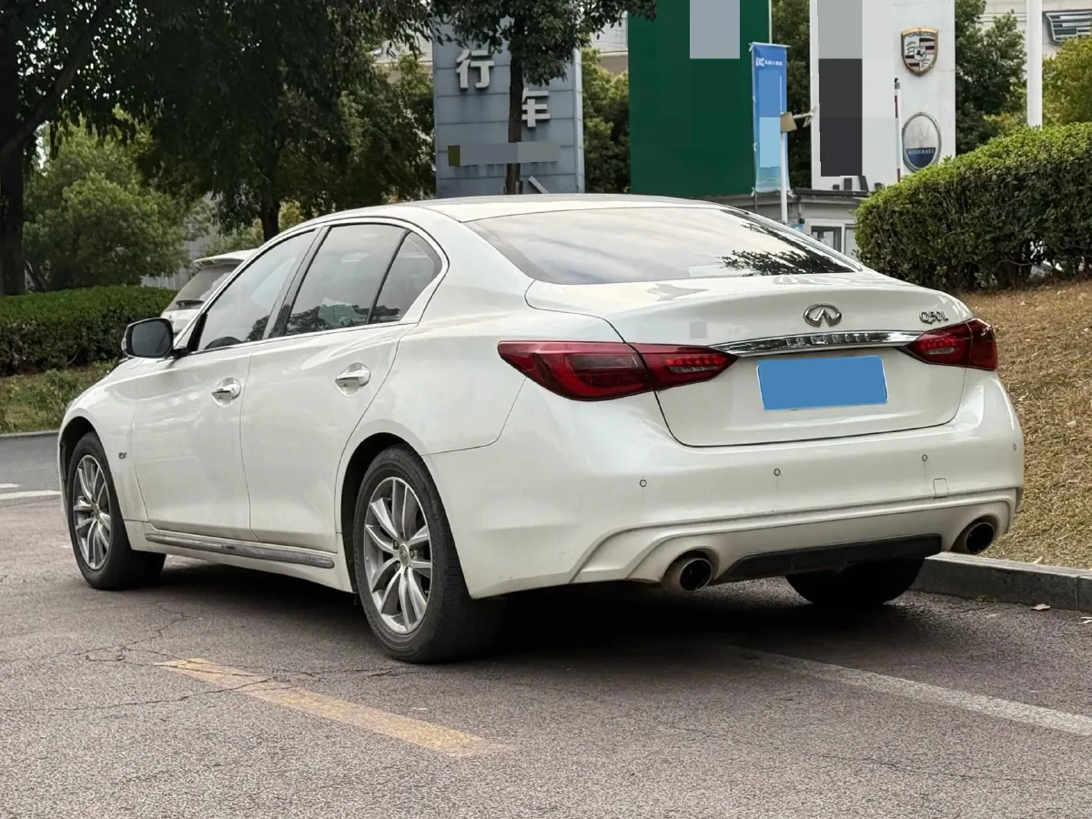2021 Infiniti Q50L 2.0T 211HP L4 7AT,autocango,china used car exporter,china ev exporter,chinese used car exporter,chinese used ev exporter