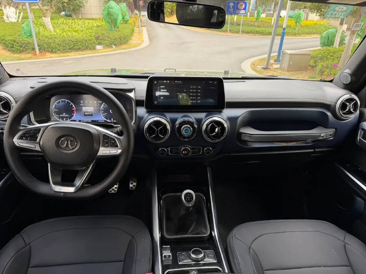 2018 Beijing BJ40 2.0T 204HP L4 5MT,autocango,china used car exporter,china ev exporter,chinese used car exporter,chinese used ev exporter