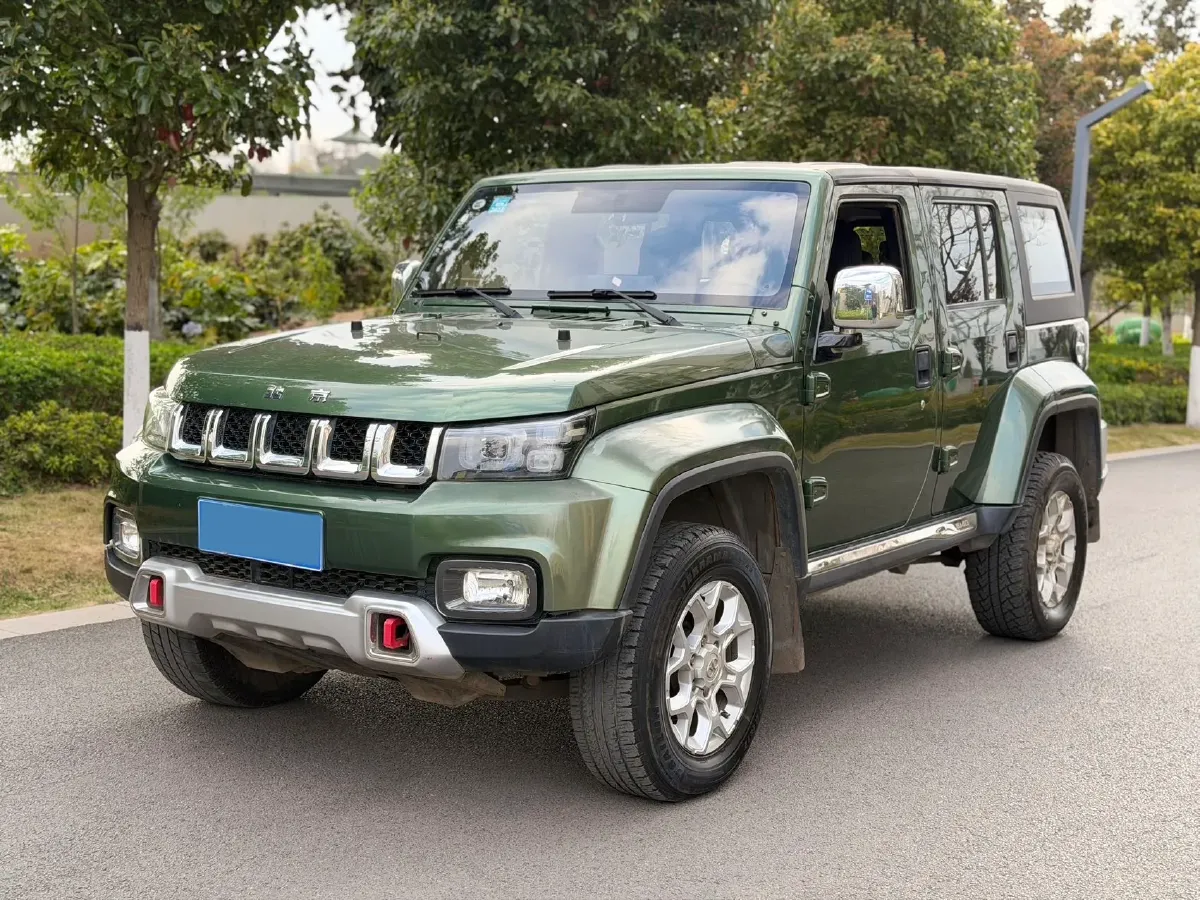 2018 Beijing BJ40 2.0T 204HP L4 5MT,autocango,china used car exporter,china ev exporter,chinese used car exporter,chinese used ev exporter