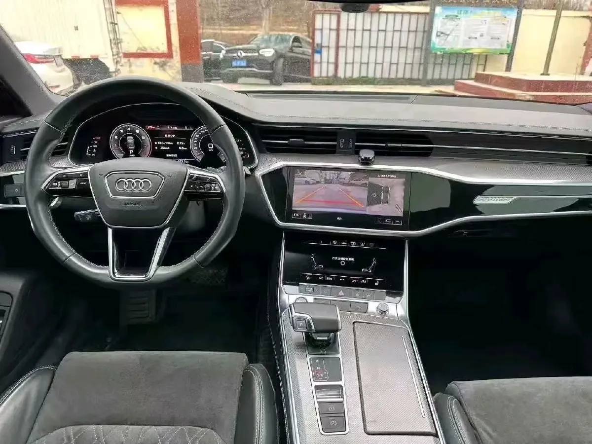 2022 Audi A6L 3.0T 340HP V6 7DCT,autocango,china used car exporter,china ev exporter,chinese used car exporter,chinese used ev exporter
