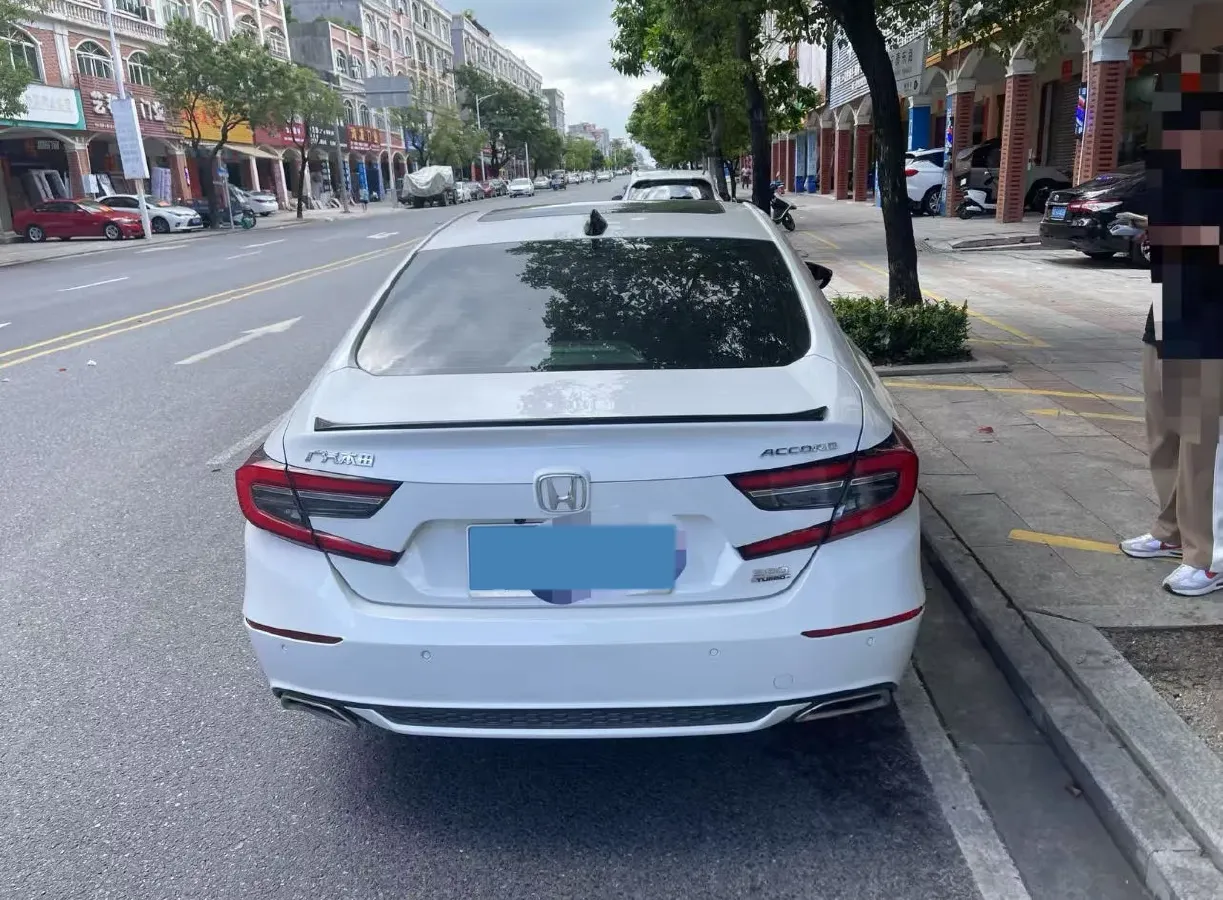 2022 Honda Accord 1.5T 194HP L4 CVT,autocango,china used car exporter,china ev exporter,chinese used car exporter,chinese used ev exporter