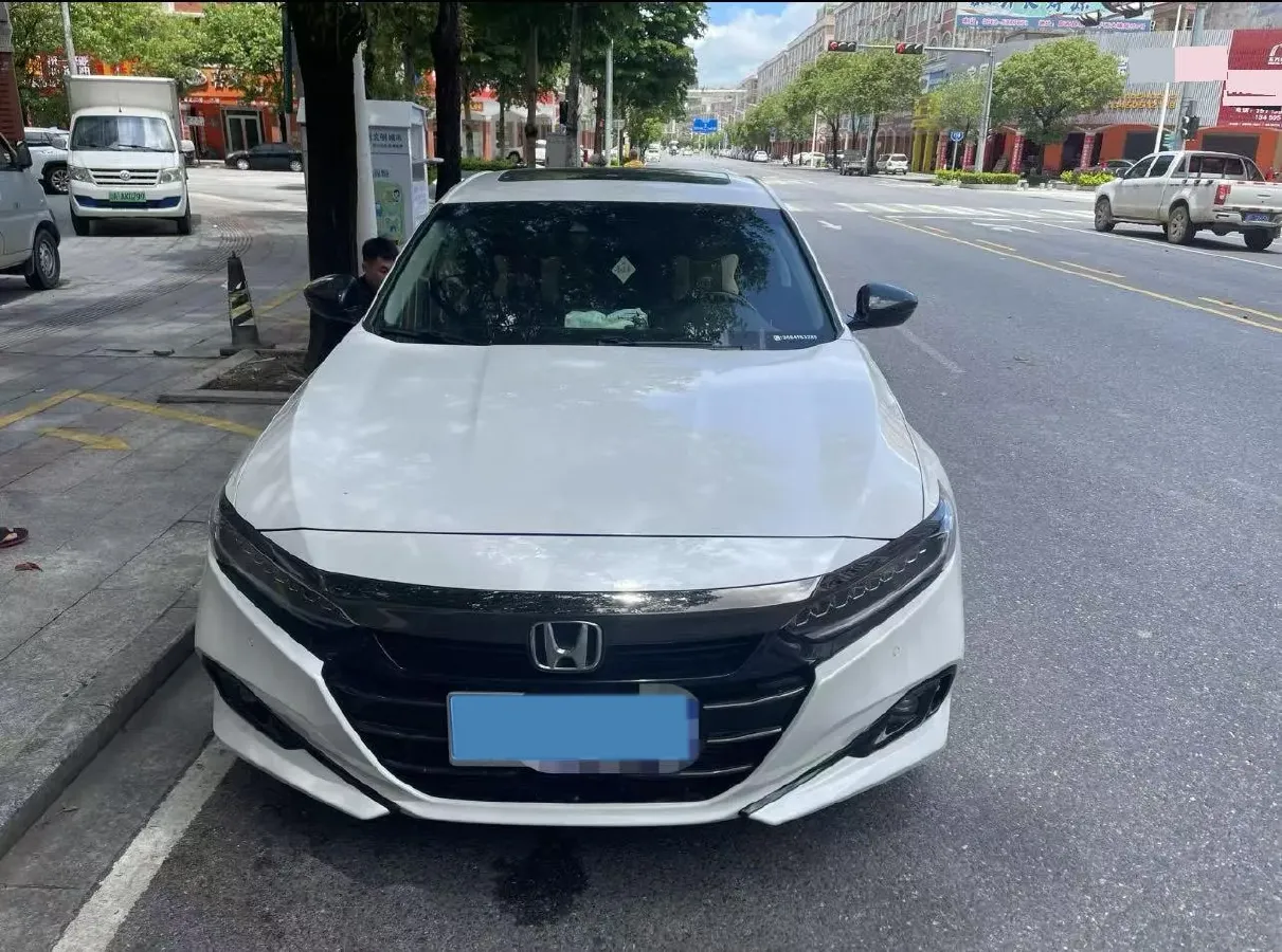 2022 Honda Accord 1.5T 194HP L4 CVT,autocango,china used car exporter,china ev exporter,chinese used car exporter,chinese used ev exporter