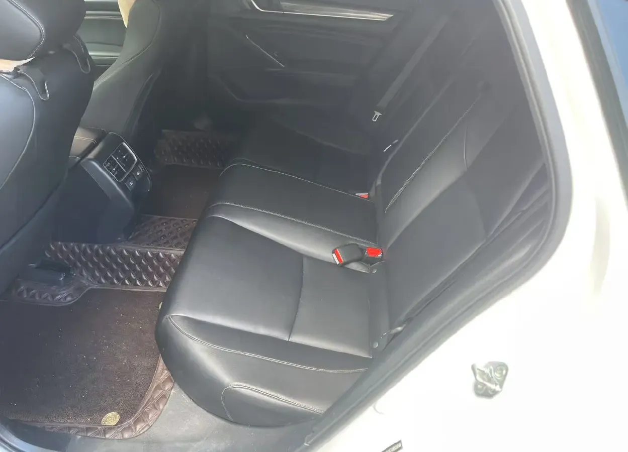 2022 Honda Accord 1.5T 194HP L4 CVT,autocango,china used car exporter,china ev exporter,chinese used car exporter,chinese used ev exporter