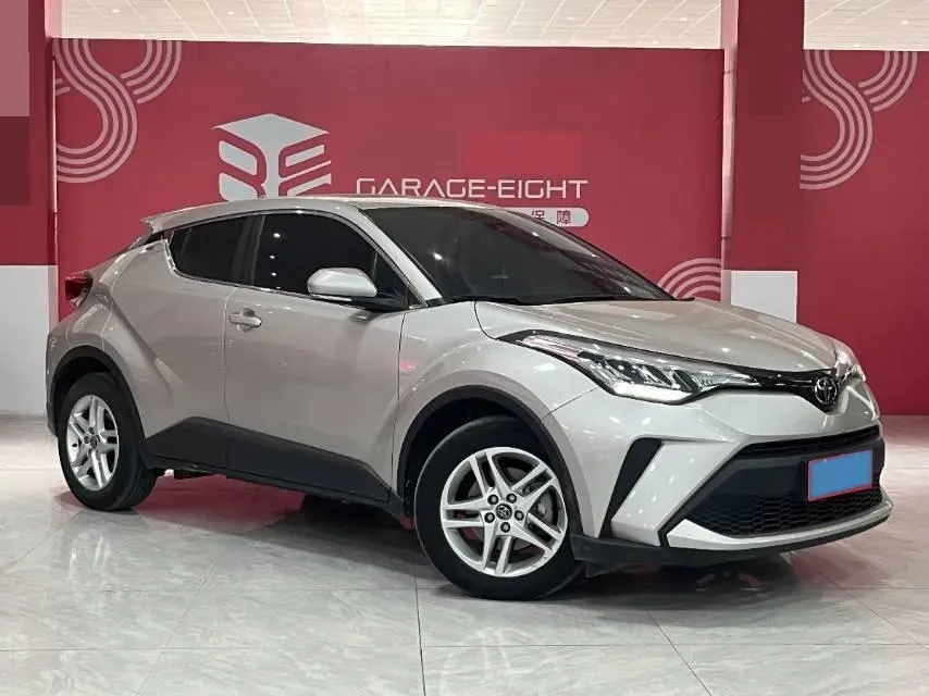 2022 Toyota C-HR 2.0L 171HP L4 CVT,autocango,china used car exporter,china ev exporter,chinese used car exporter,chinese used ev exporter