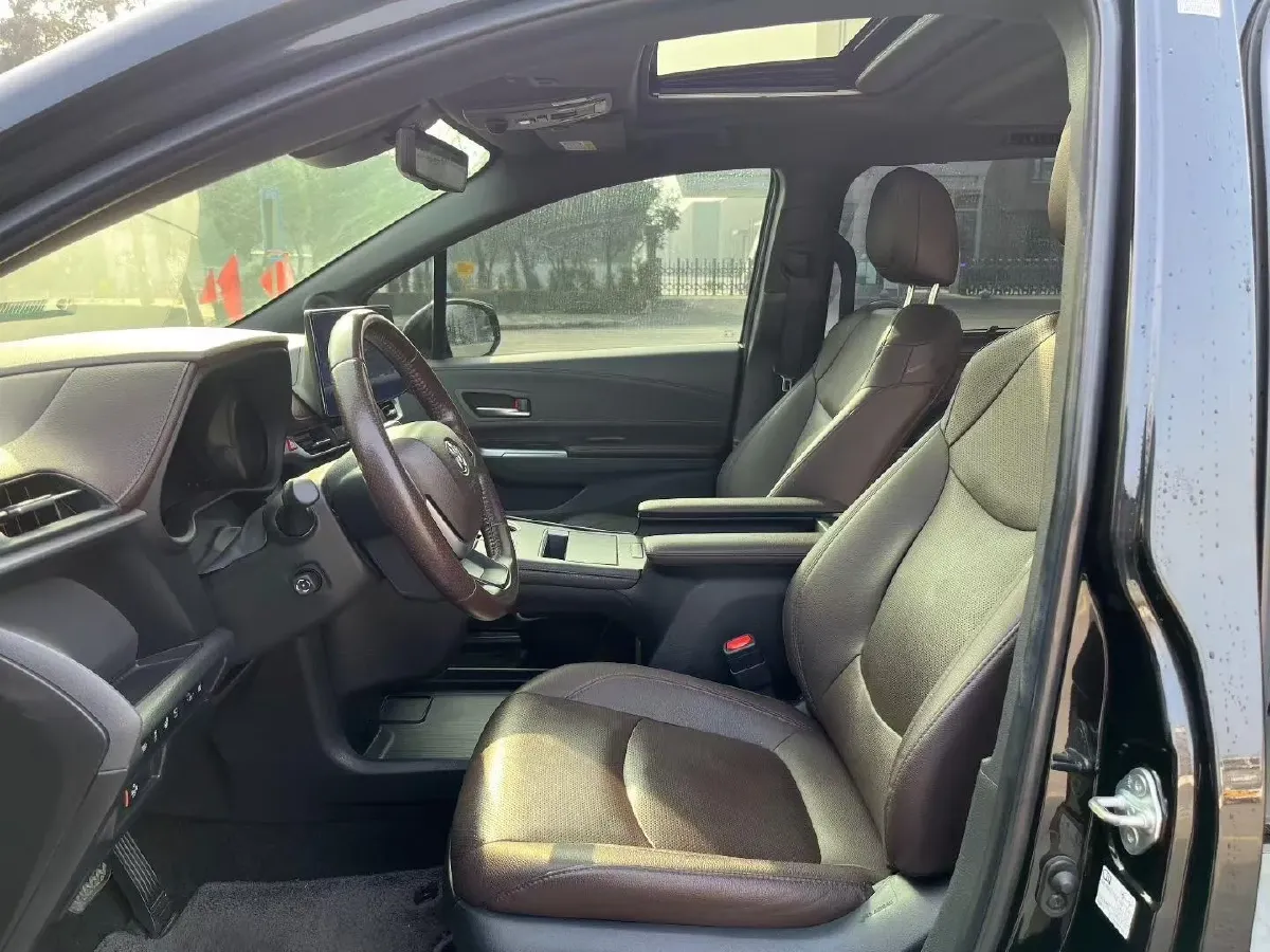 2021 Toyota Sienna 2.5L 192HP L4 E-CVT Hybrid,autocango,china used car exporter,china ev exporter,chinese used car exporter,chinese used ev exporter