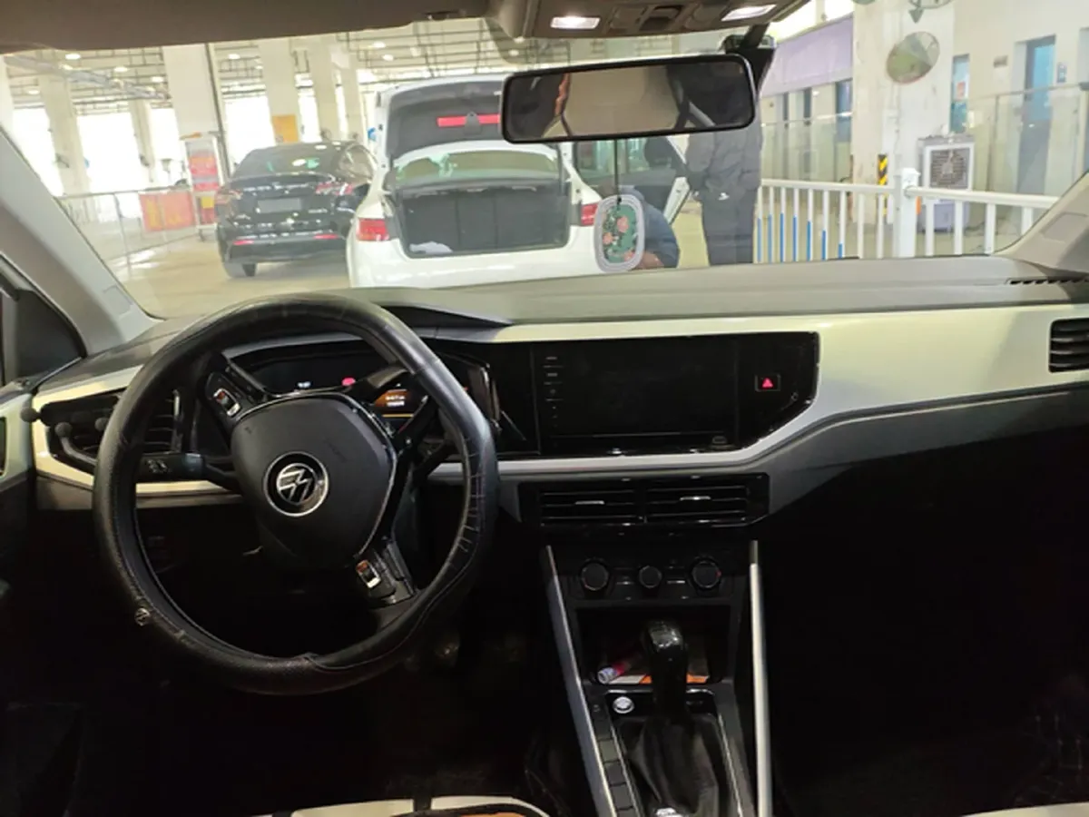 2023 Volkswagen Polo 1.5L 110HP L4 6AT,autocango,china used car exporter,china ev exporter,chinese used car exporter,chinese used ev exporter