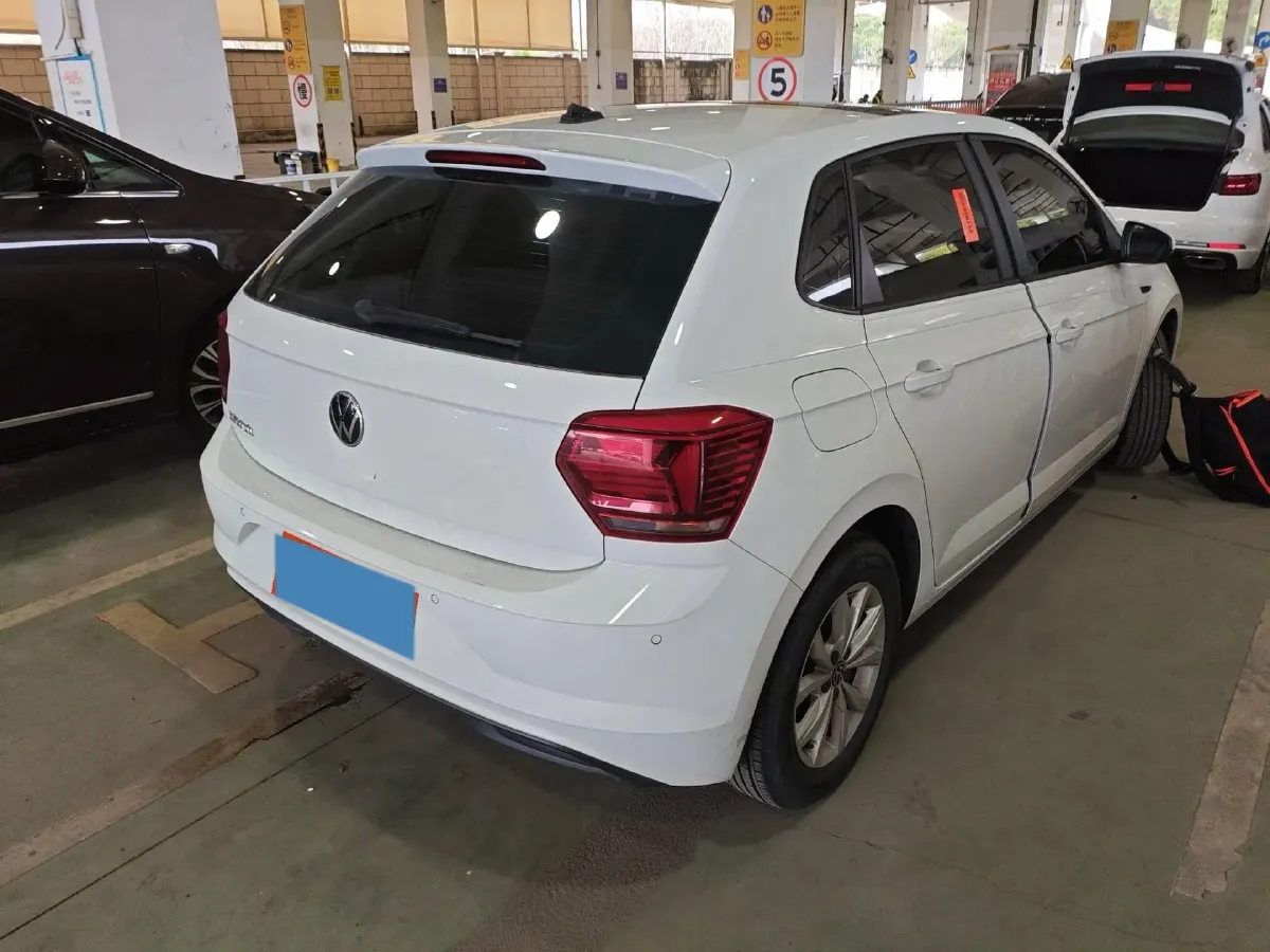 2023 Volkswagen Polo 1.5L 110HP L4 6AT,autocango,china used car exporter,china ev exporter,chinese used car exporter,chinese used ev exporter