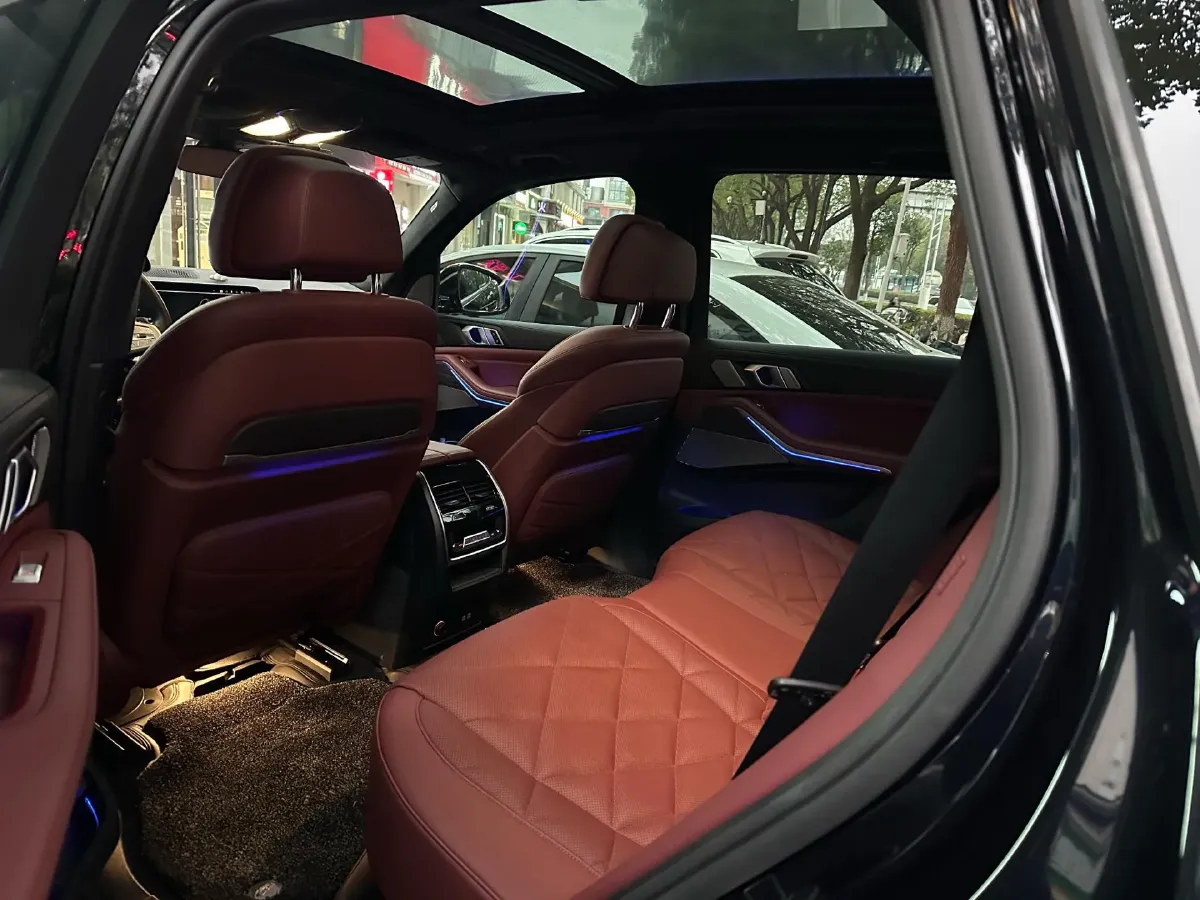 2022 BMW X5 3.0T 333HP L6 8AT,autocango,china used car exporter,china ev exporter,chinese used car exporter,chinese used ev exporter