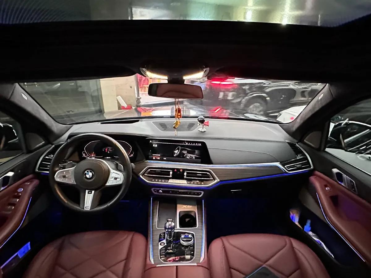 2022 BMW X5 3.0T 333HP L6 8AT,autocango,china used car exporter,china ev exporter,chinese used car exporter,chinese used ev exporter