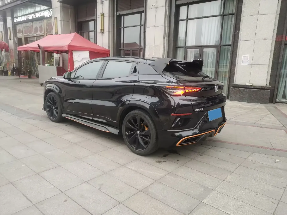 2021 ChangAn UNI-T 1.5T 180HP L4 7DCT,autocango,china used car exporter,china ev exporter,chinese used car exporter,chinese used ev exporter