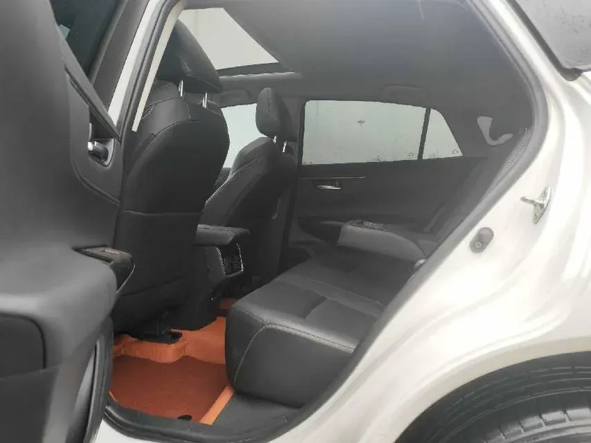 2023 Toyota Venza 2.0L 171HP L4 CVT,autocango,china used car exporter,china ev exporter,chinese used car exporter,chinese used ev exporter