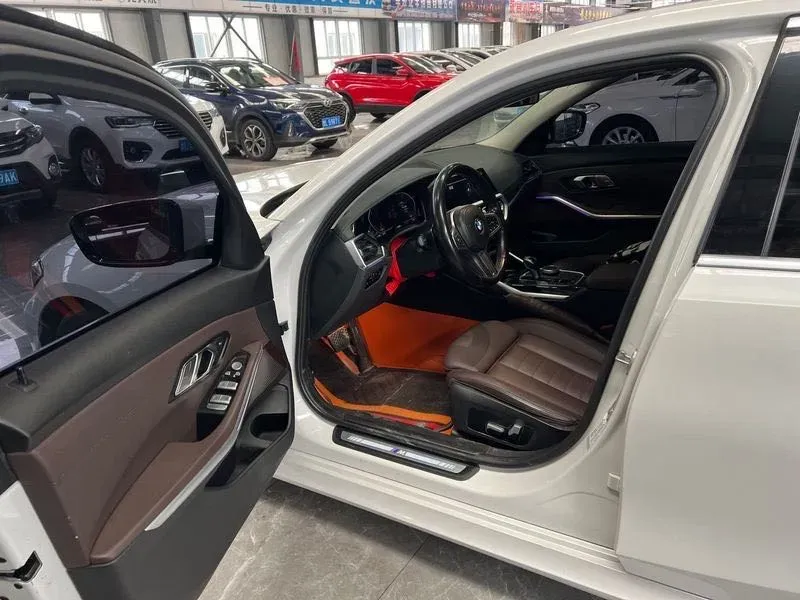 2020 BMW 3 Series 2.0T 184HP L4 8AT,autocango,china used car exporter,china ev exporter,chinese used car exporter,chinese used ev exporter