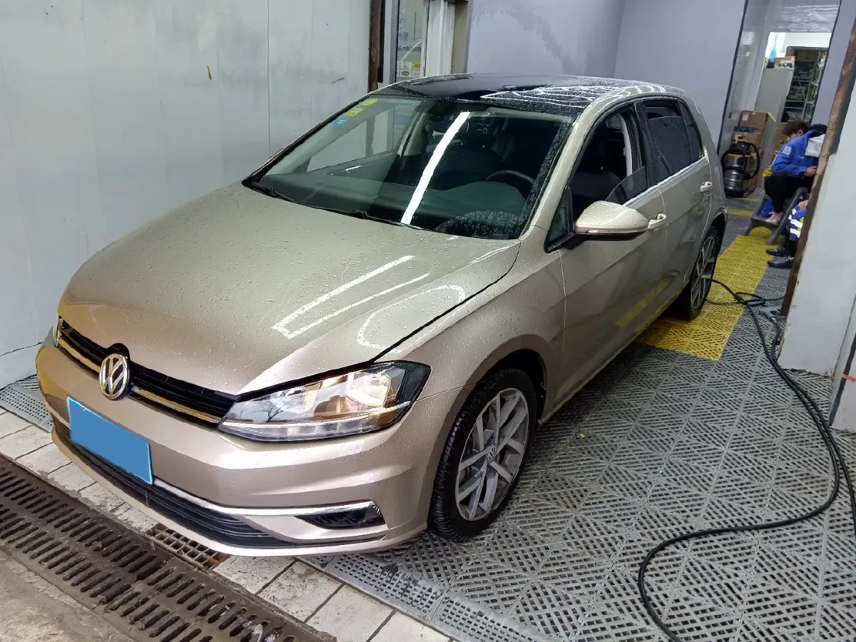 2018 Volkswagen Golf 1.4T 131HP L4 7DCT,autocango,china used car exporter,china ev exporter,chinese used car exporter,chinese used ev exporter