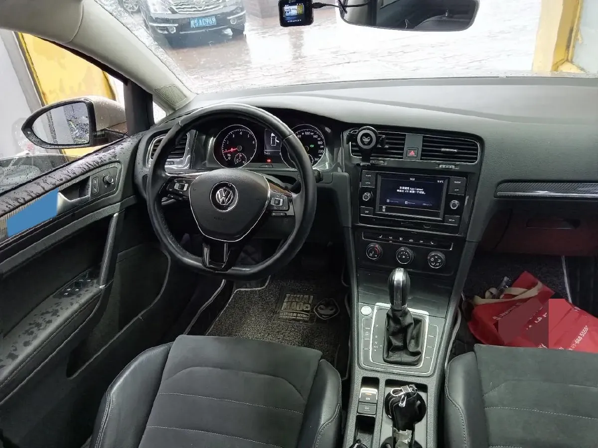 2018 Volkswagen Golf 1.4T 131HP L4 7DCT,autocango,china used car exporter,china ev exporter,chinese used car exporter,chinese used ev exporter