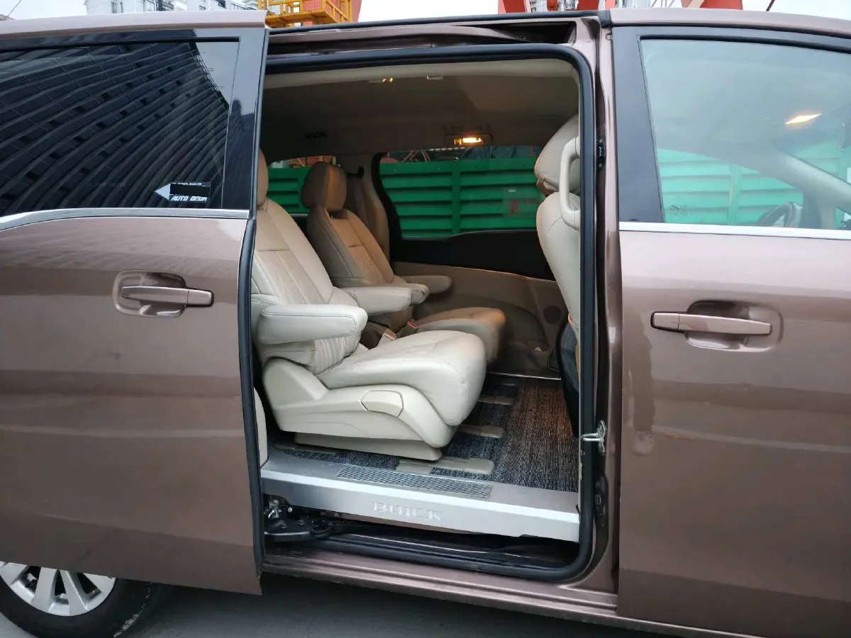 2018 Buick GL8 2.0T 260HP L4 6AT,autocango,china used car exporter,china ev exporter,chinese used car exporter,chinese used ev exporter