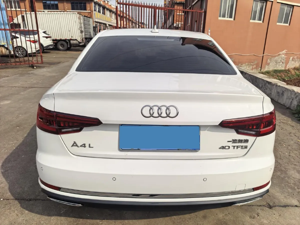 2019 Audi A4L 2.0T 190HP L4 7DCT,autocango,china used car exporter,china ev exporter,chinese used car exporter,chinese used ev exporter