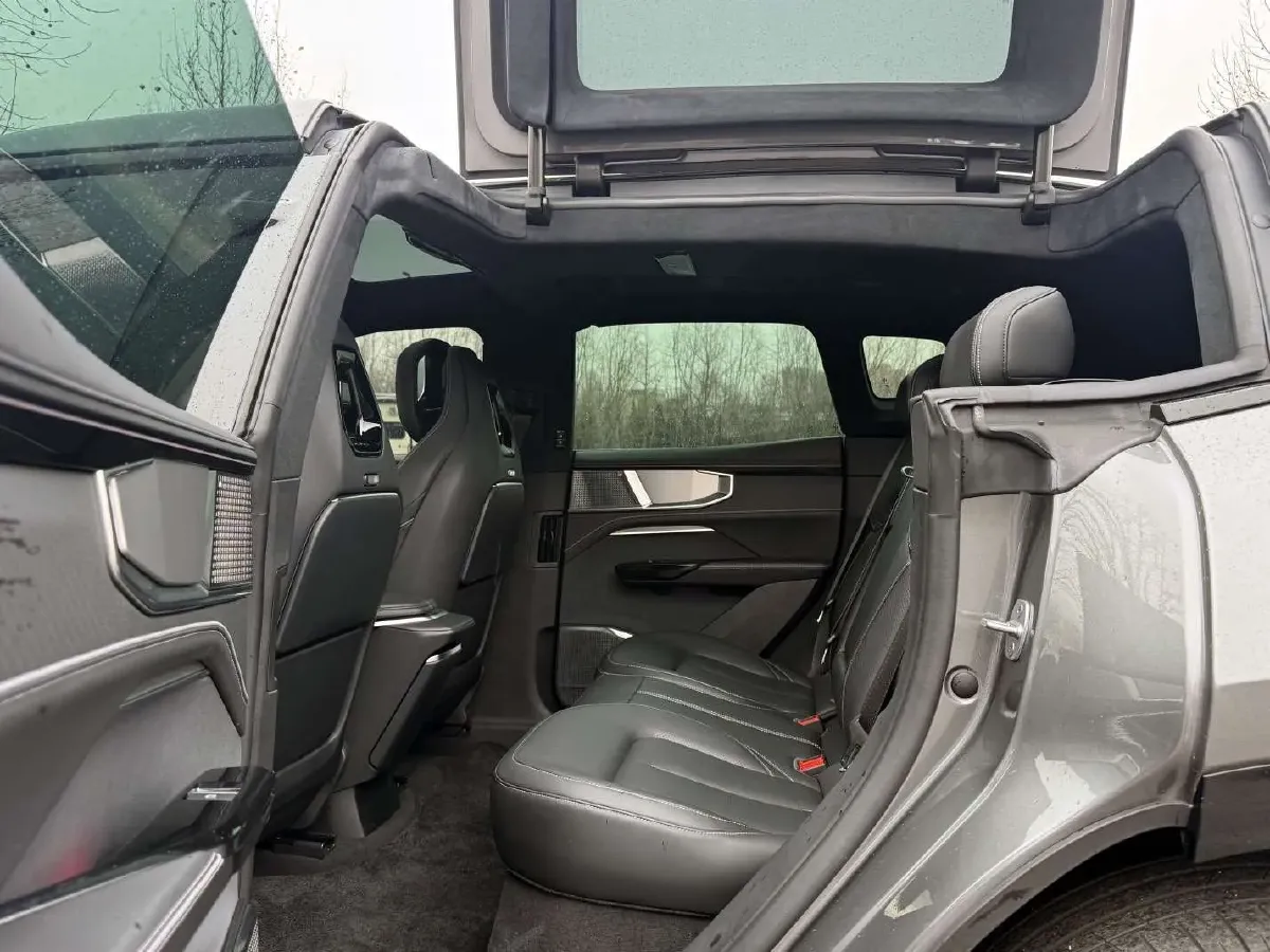 2023 HiPhi Y BEV 115KWH,autocango,china used car exporter,china ev exporter,chinese used car exporter,chinese used ev exporter