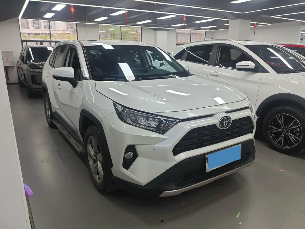2022 Toyota RAV4 2.0L 171HP L4 CVT,autocango,china used car exporter,china ev exporter,chinese used car exporter,chinese used ev exporter