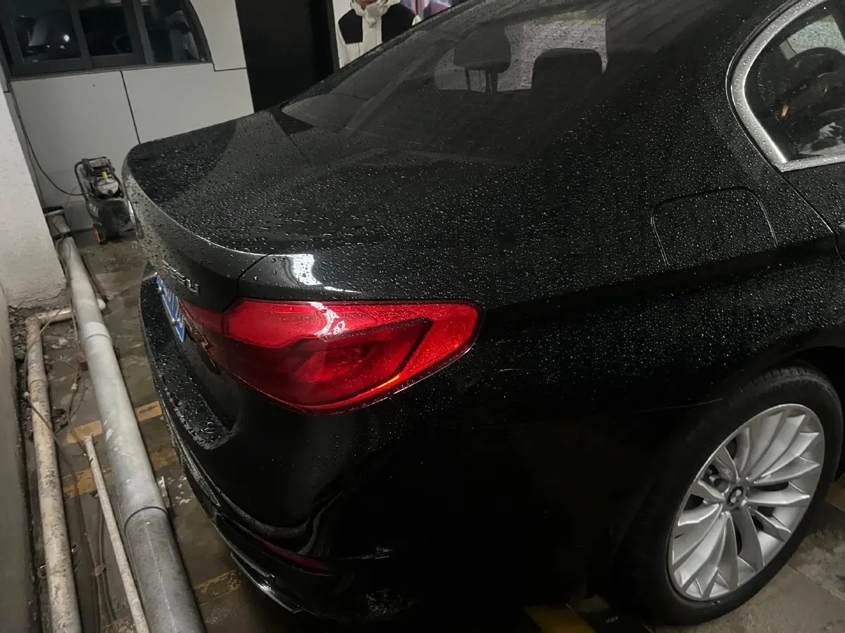 2020 BMW 5 Series 2.0T 184HP L4 8AT,autocango,china used car exporter,china ev exporter,chinese used car exporter,chinese used ev exporter