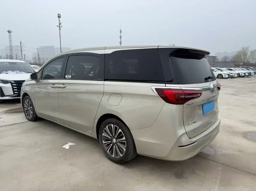 2022 Buick GL8 2.0T 237HP L4 9AT,autocango,china used car exporter,china ev exporter,chinese used car exporter,chinese used ev exporter