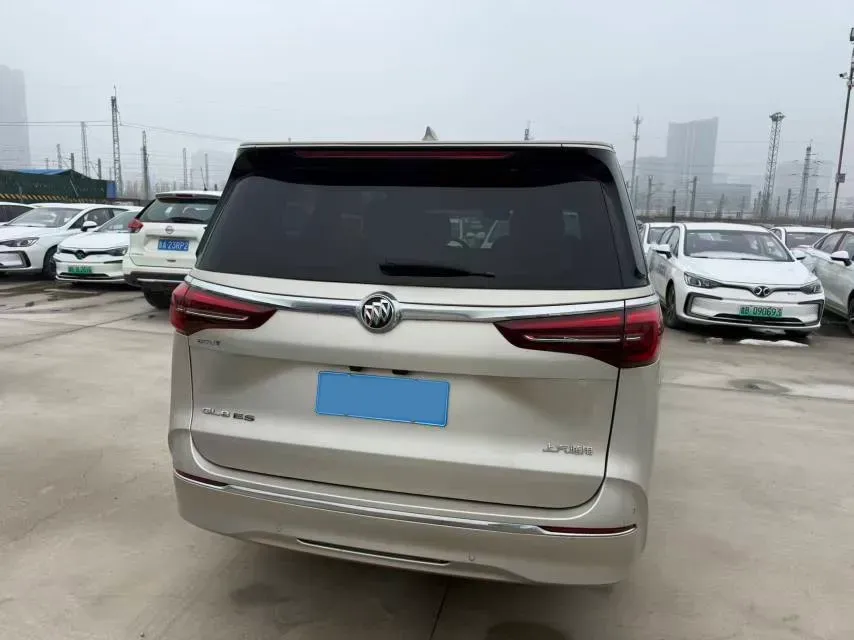 2022 Buick GL8 2.0T 237HP L4 9AT,autocango,china used car exporter,china ev exporter,chinese used car exporter,chinese used ev exporter