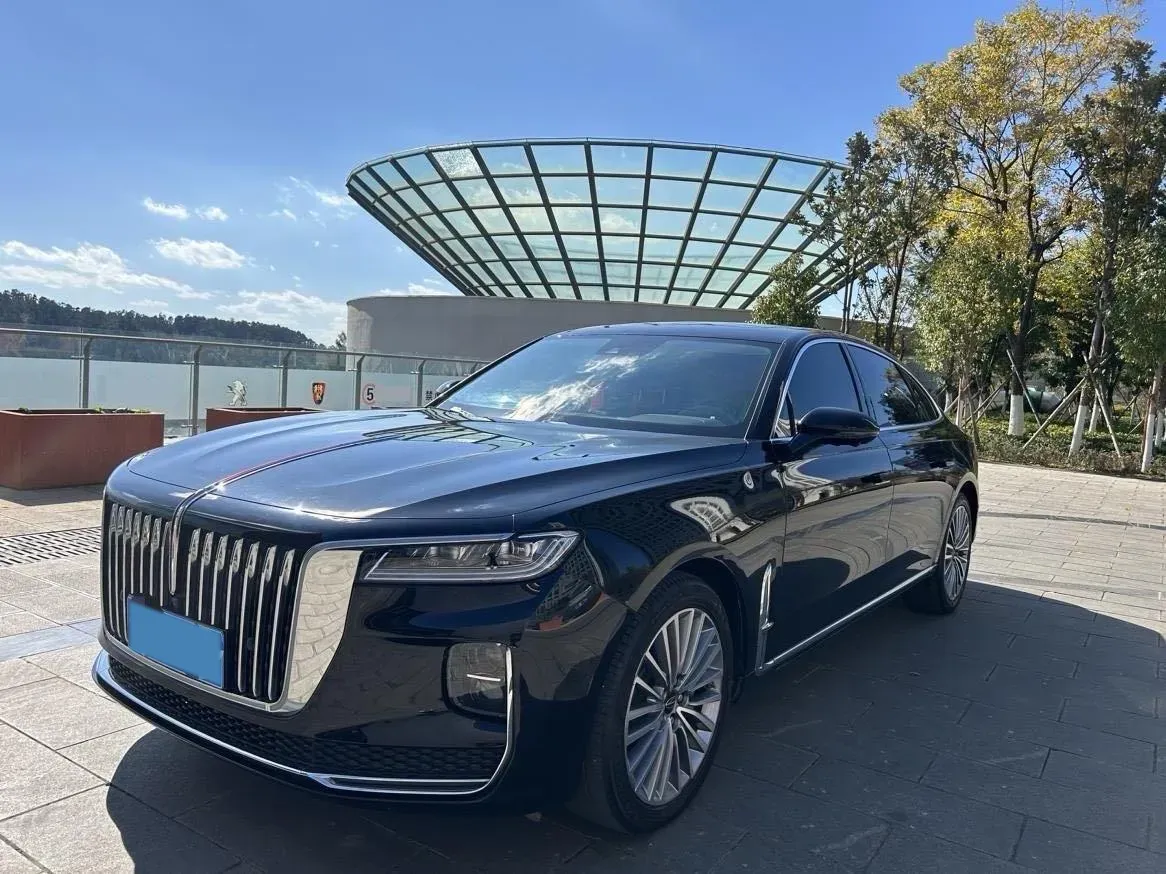 2022 HongQi H9 2.0T 252HP L4 7DCT,autocango,china used car exporter,china ev exporter,chinese used car exporter,chinese used ev exporter