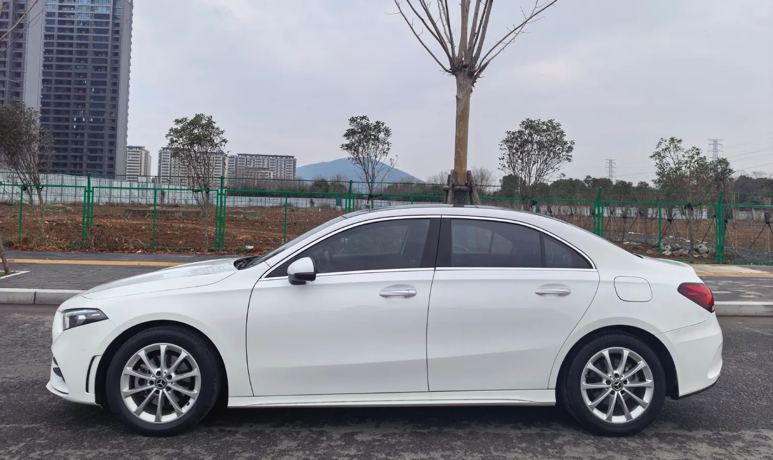 2022 Mercedes-Benz A Class 1.3T 163HP L4 7DCT,autocango,china used car exporter,china ev exporter,chinese used car exporter,chinese used ev exporter