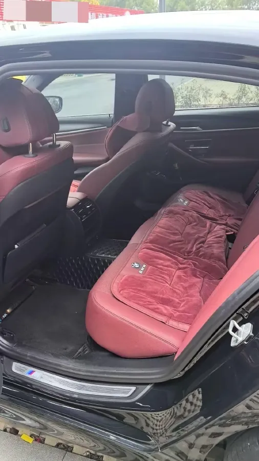 2022 BMW 5 Series 2.0T 252HP L4 8AT,autocango,china used car exporter,china ev exporter,chinese used car exporter,chinese used ev exporter