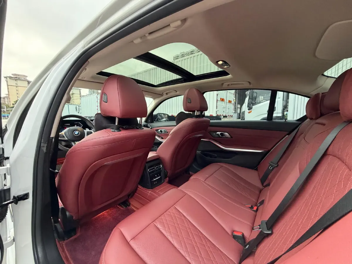 2023 BMW 3 Series 2.0T 184HP L4 8AT,autocango,china used car exporter,china ev exporter,chinese used car exporter,chinese used ev exporter