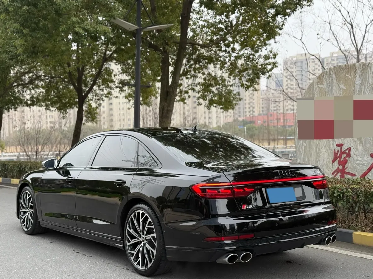 2021 Audi S8 4.0T 571HP V8 8AT,autocango,china used car exporter,china ev exporter,chinese used car exporter,chinese used ev exporter